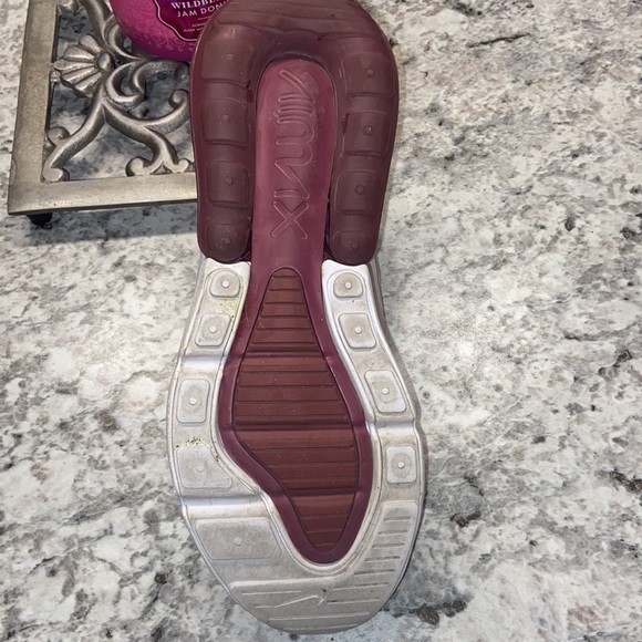 Nike Air Max - Barely Rose - Picture 7 of 13